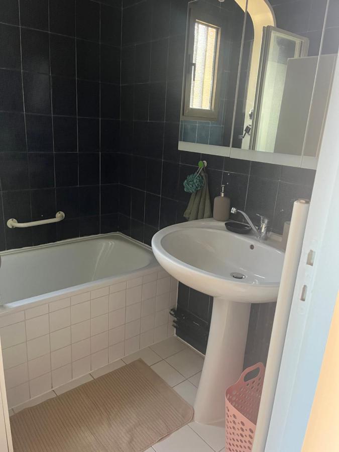 Appartement Carry Eksteriør billede